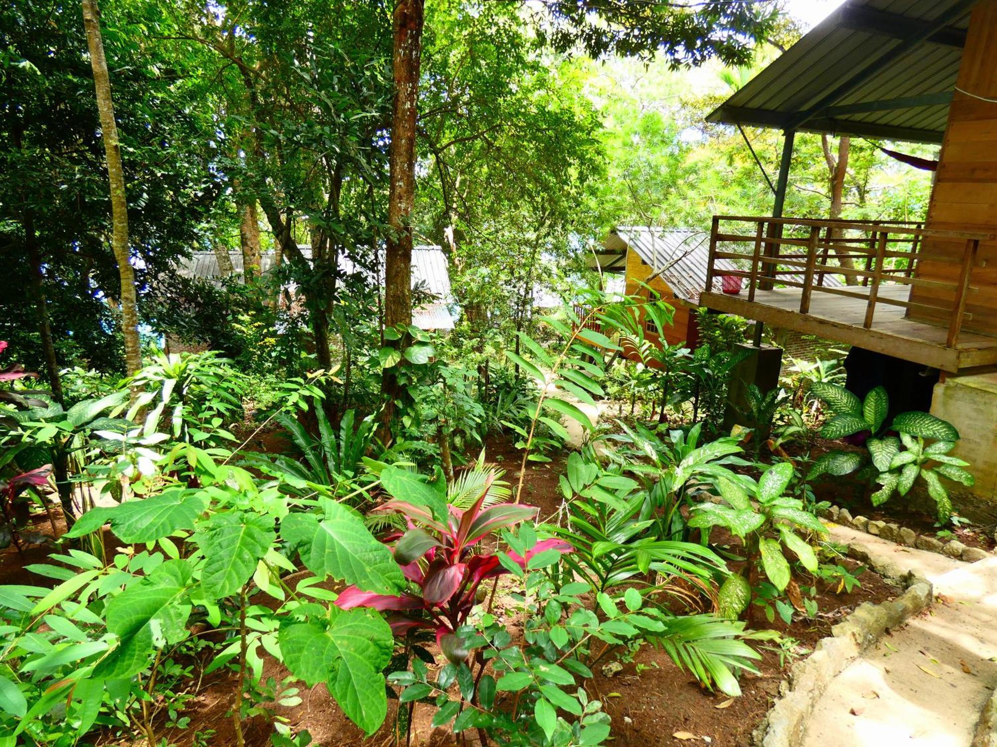 Santi Garden Bungalows Iboih Dış mekan fotoğraf